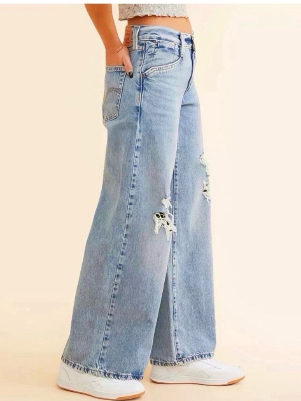 LEVI’S 90’s Ripped Wide Leg Baggy Jeans Size 32 - Picture 4 of 10